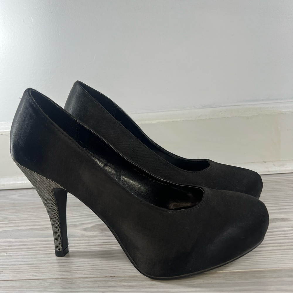 Unlisted Flawless Platform Heels Black Silver Shoe Size 8